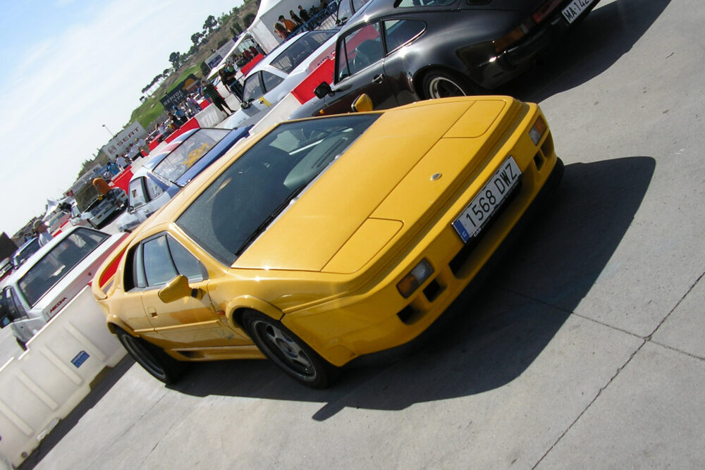 ロータス スポーツ300