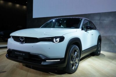 マツダ MX-30コンセプト 東京モーターショー2019で世界初公開!初の量産新型EV
