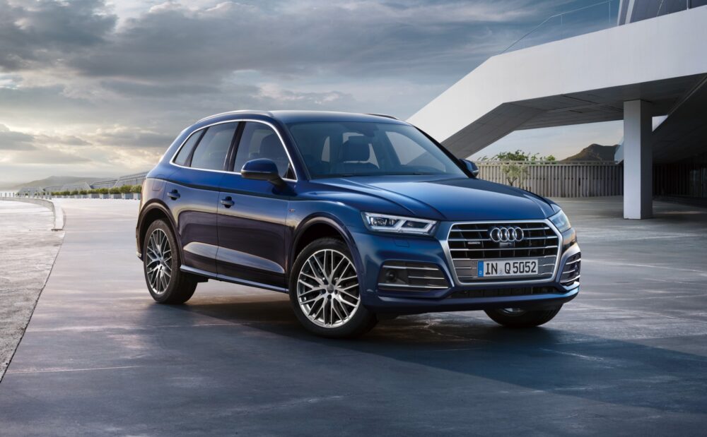 アウディ Q5
