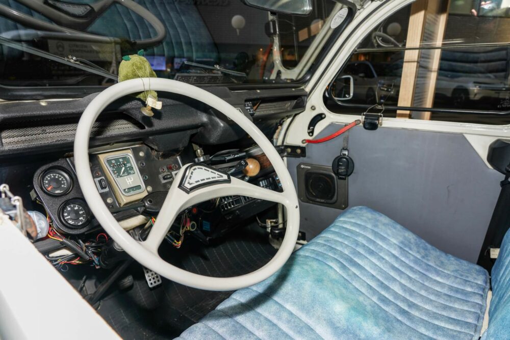 シトロエン 2CV 6