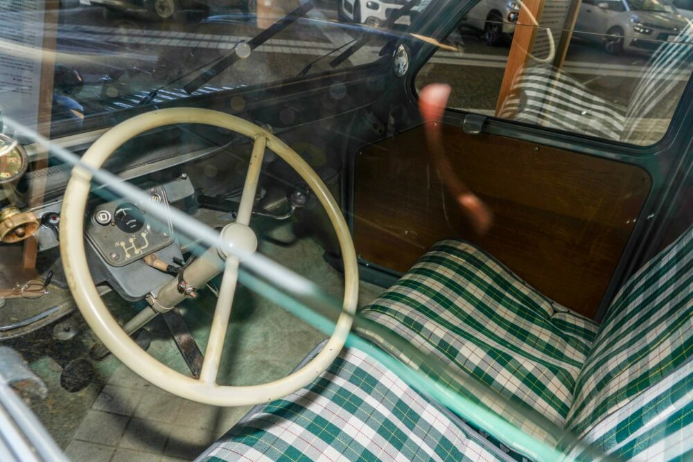 シトロエン 2CV AV インテリア