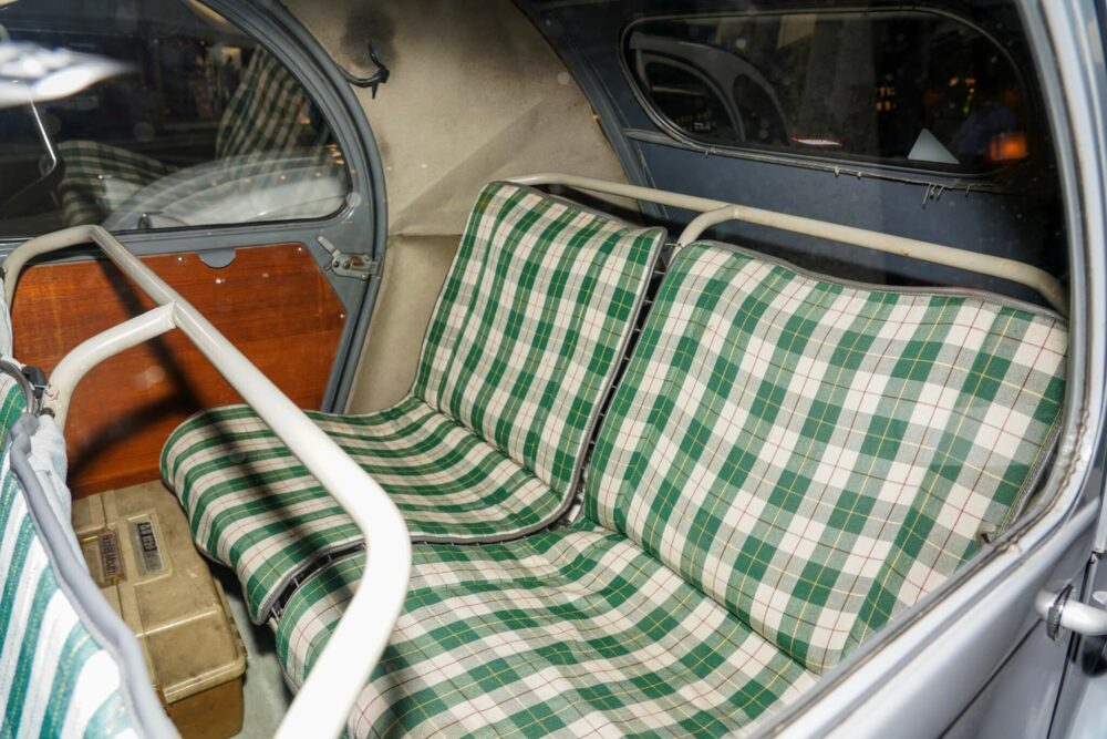 シトロエン 2CV AV インテリア