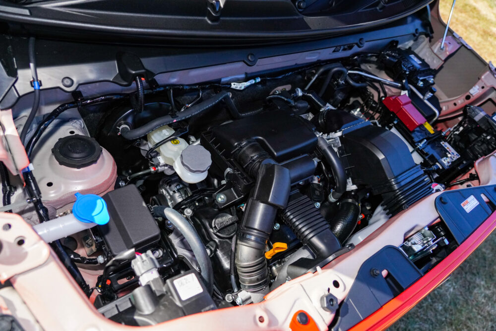 スズキ新型ハスラー(2代目)R06D型ターボ・マイルドハイブリッドエンジン
