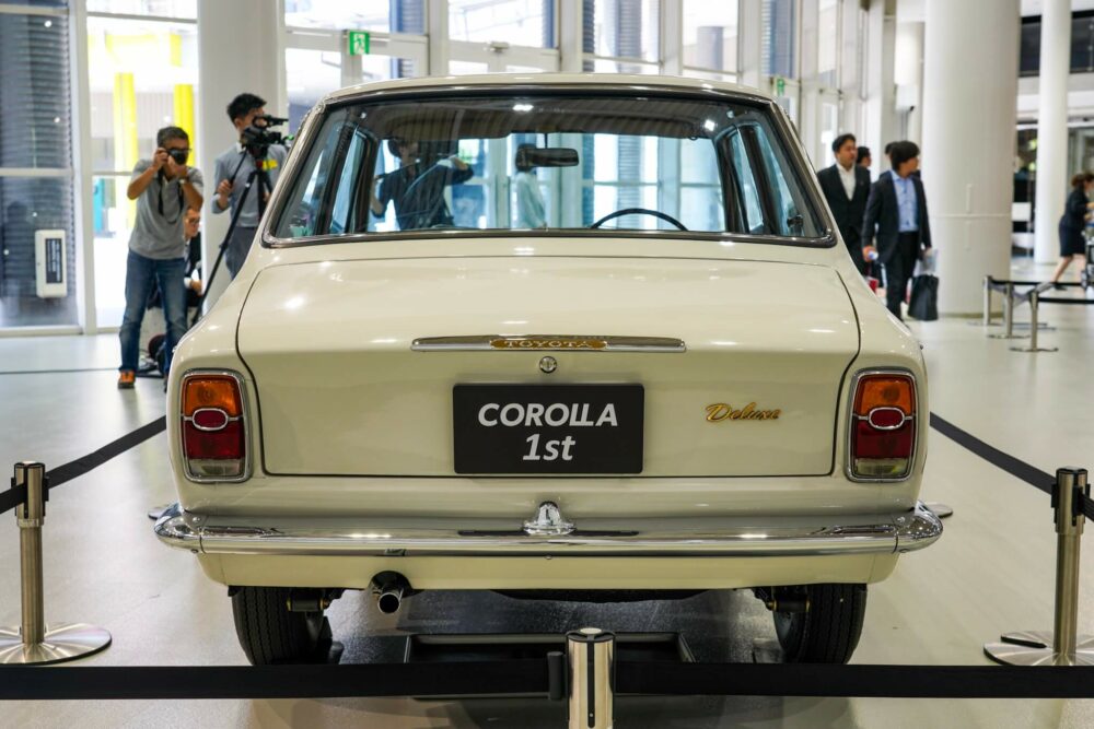 トヨタ カローラ ke10