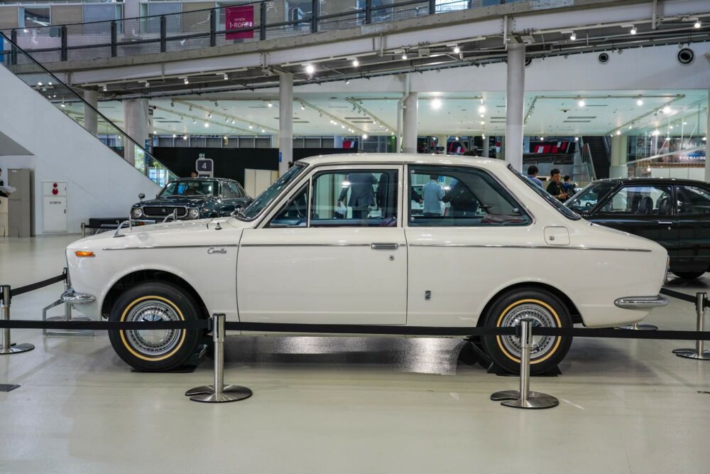 トヨタ カローラ ke10