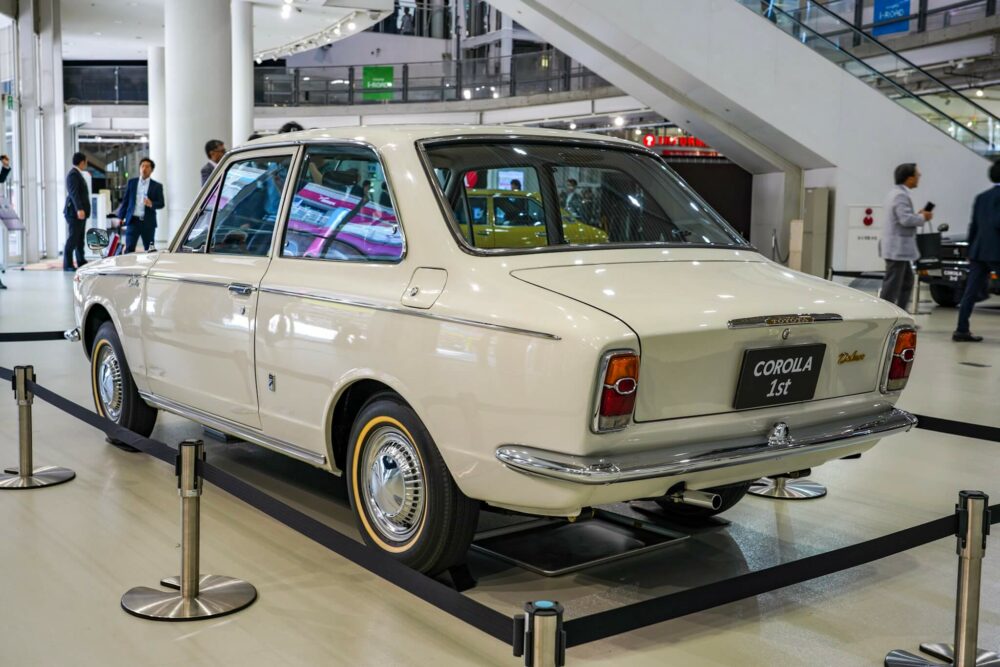 トヨタ カローラ ke10