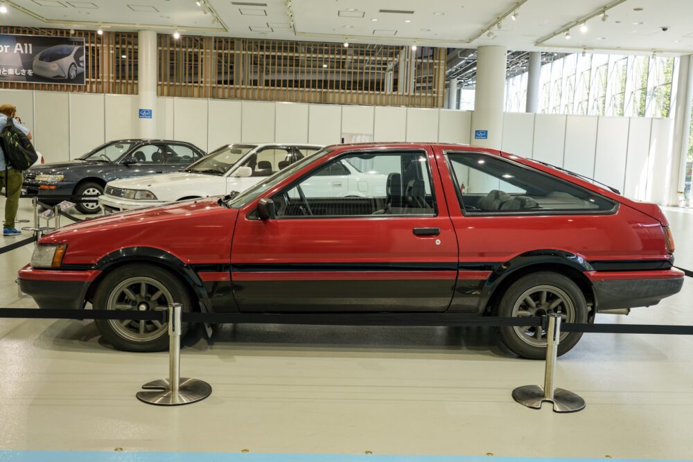 トヨタ カローラレビン ae86