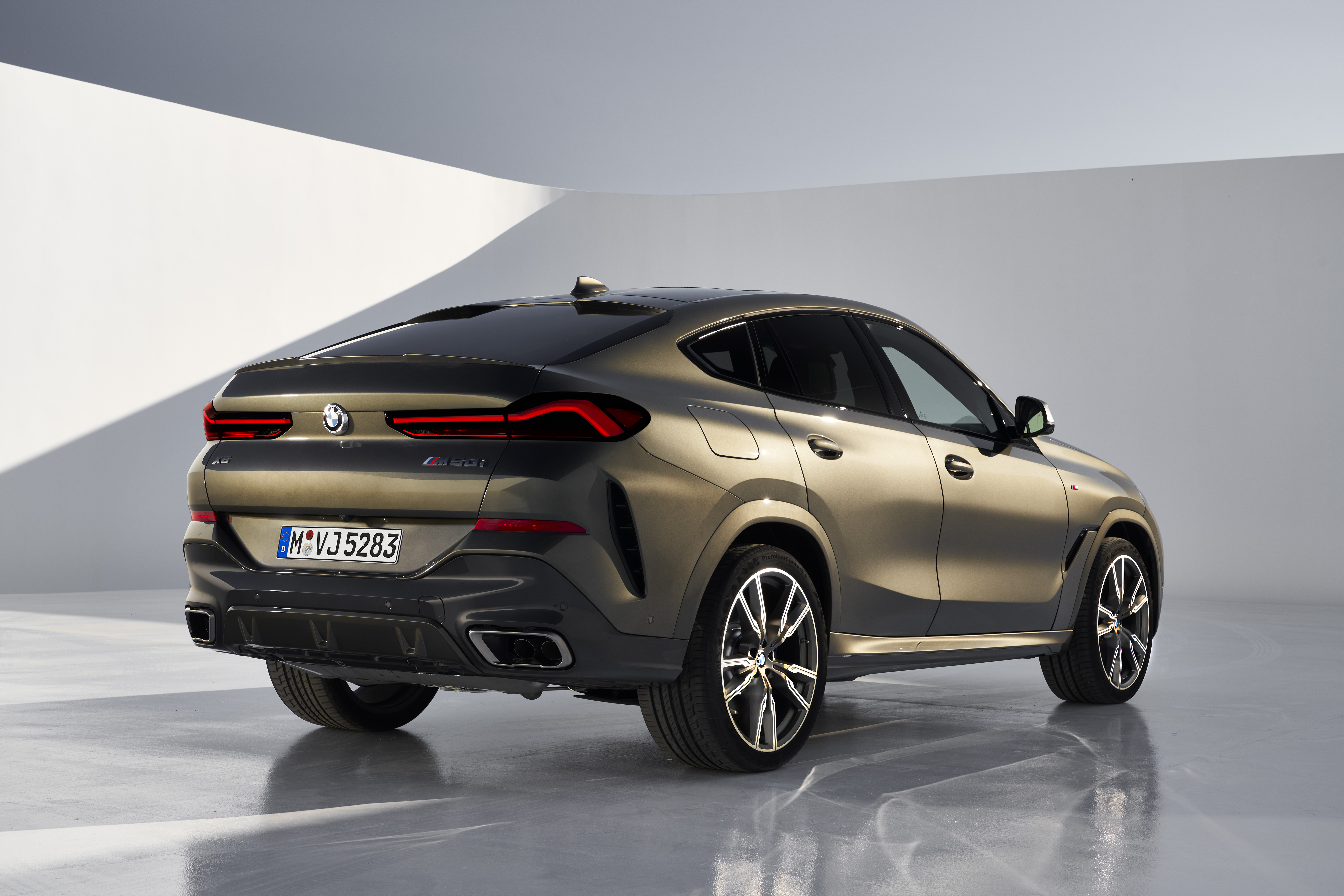新型(3代目) BMW X6 2019年モデル