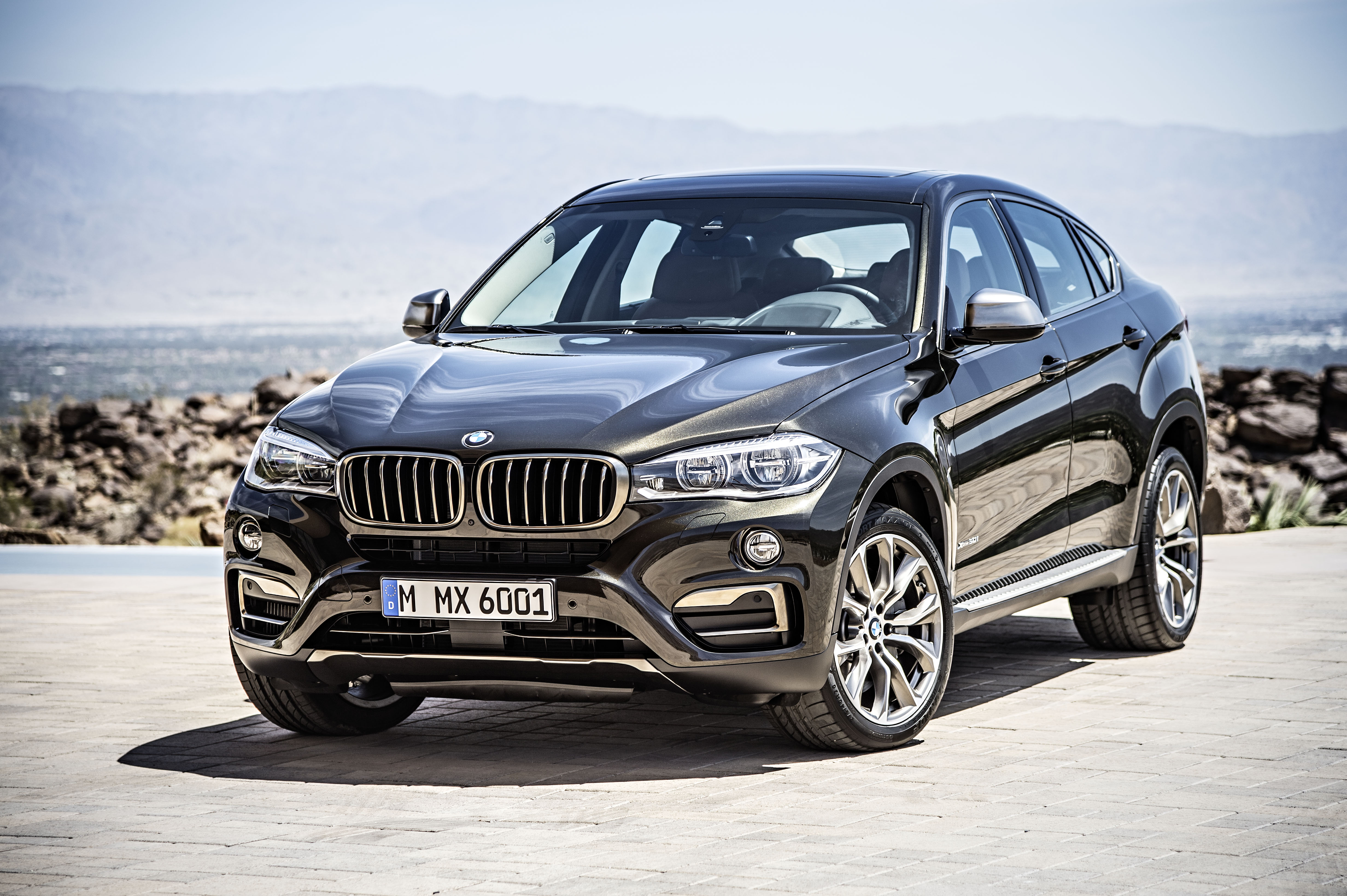 2代目 BMW X6 2014年モデル
