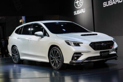 【スバル】新型レヴォーグプロトタイプ STIスポーツを東京オートサロンにて初公開