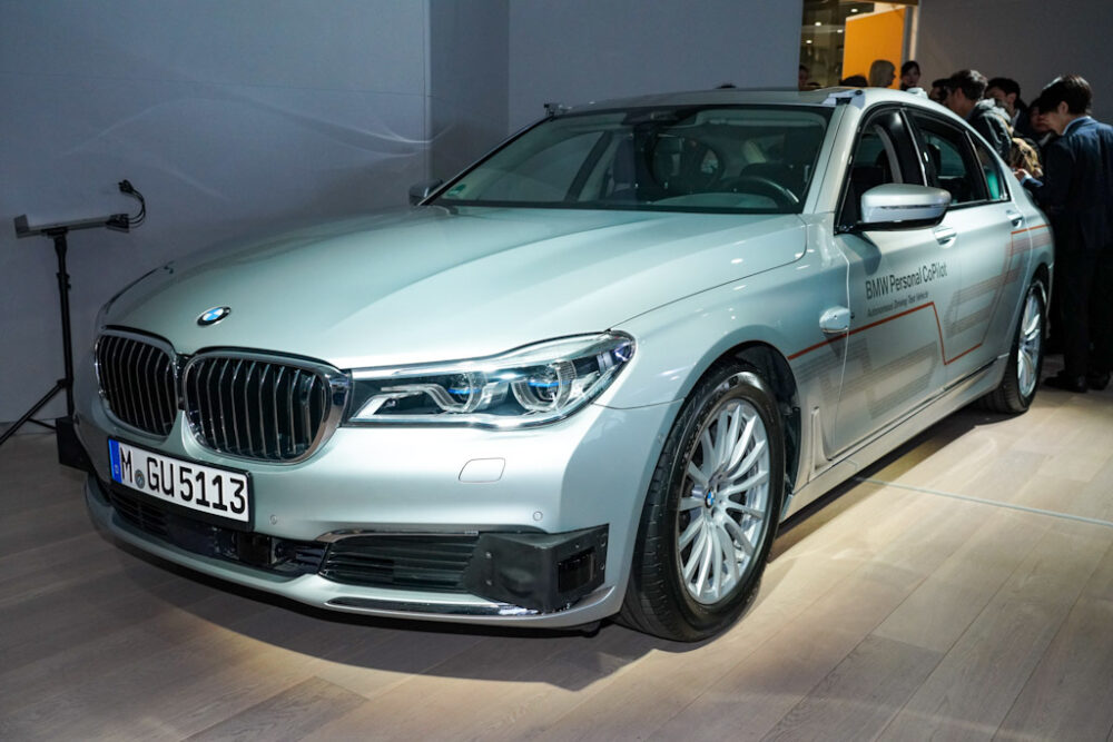 BMW自動運転技術開発車両