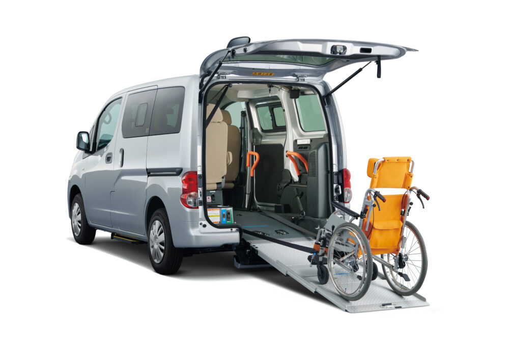 日産 NV200バネット チェアキャブ
