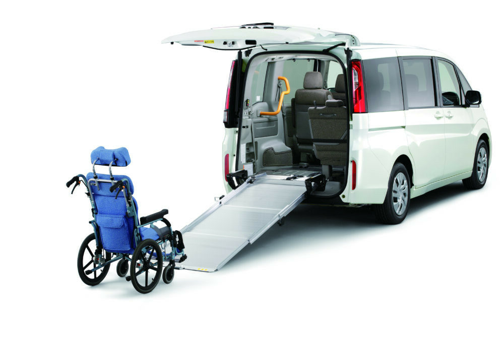 ホンダ ステップワゴン e:HEV 車いす仕様車