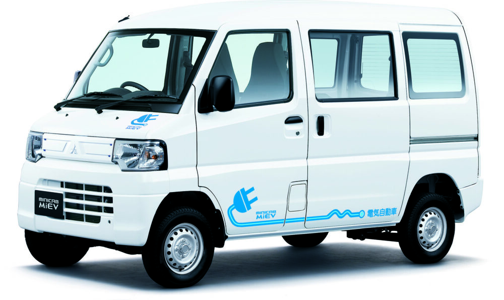 現行モデル発売年月日:2011年12月8日
新車価格:180万~219万円
画像は、CD 10.5kWh