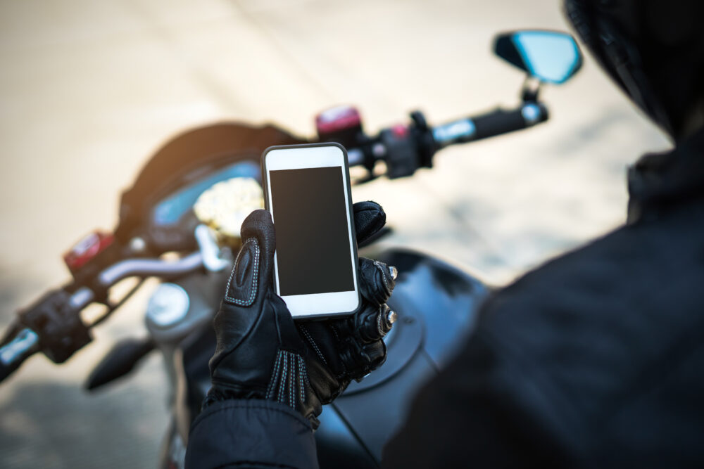 バイクはながら運転の対象になる