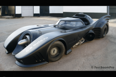 バットモービルの中古車があった!?7.5L 550馬力 最高速250キロで価格は…
