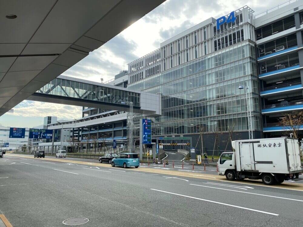 国内線P4駐車場の画像