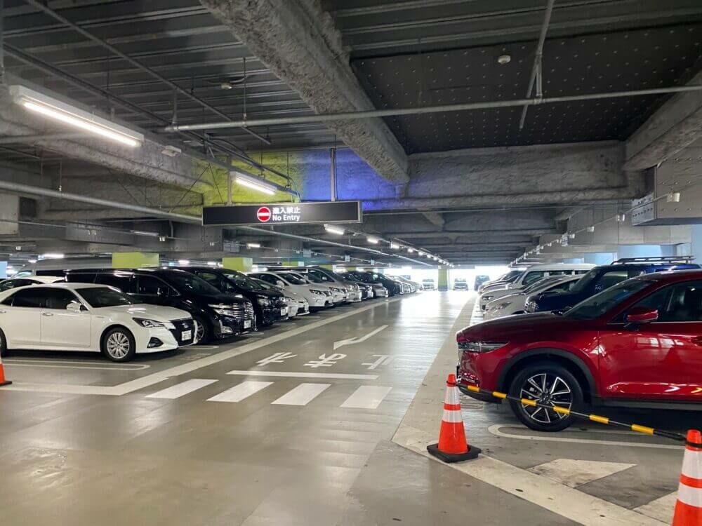 国際線駐車場の画像