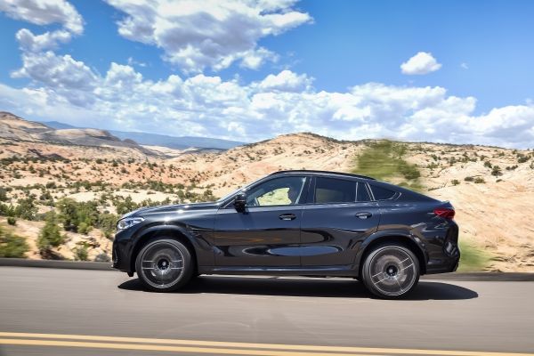 新型BMW X6 M コンペティション