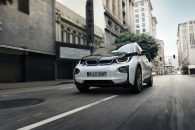 BMW i5最新情報!EVセダン・ハッチバックで発売日は2021年内?価格や性能は