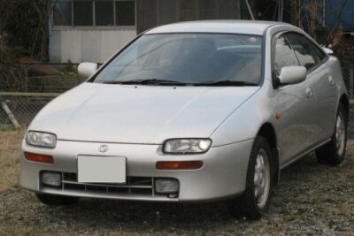 マツダ ランティス歴代モデルと現時点の中古車価格は?燃費などの評価も【日本の名車】