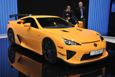 【レクサスLFA が中古で欲しい】国産車最速のエンジン音や海外の評判と中古車情報