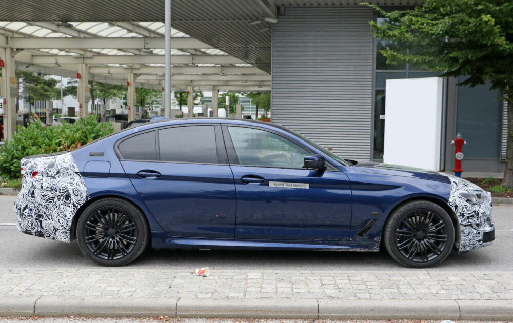 BMW 改良型5シリーズ セダン
