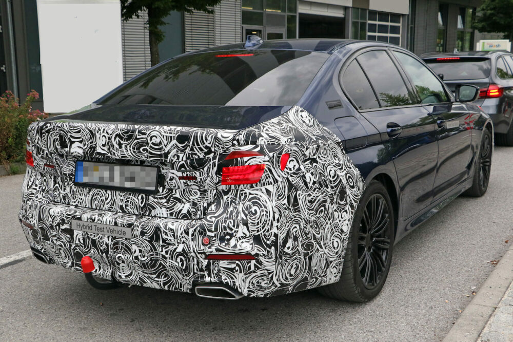 BMW 改良型5シリーズ セダン