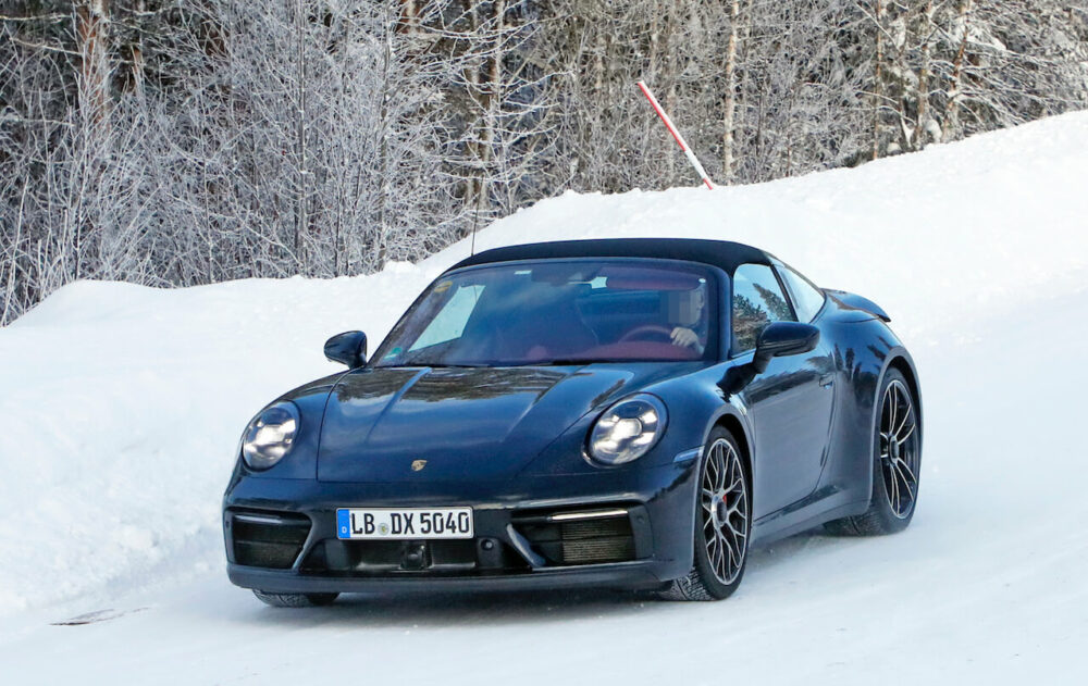 新型ポルシェ 911タルガ4 GTS