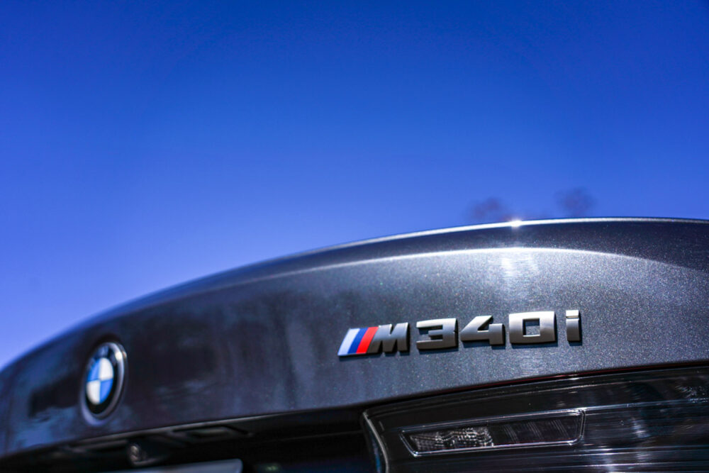 BMW M340i 「M」の称号のバッヂ