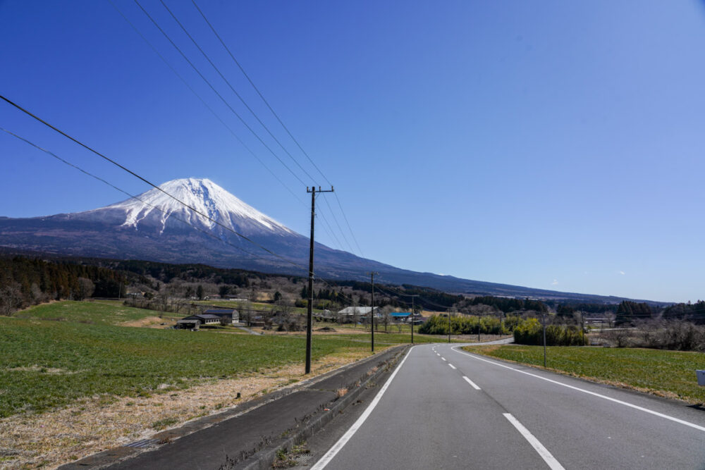 富士山と県道71号線