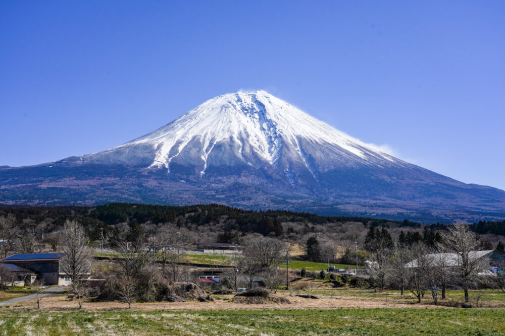 大沢崩れが見える富士山