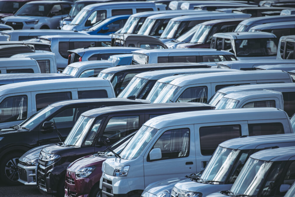 駐車場の車