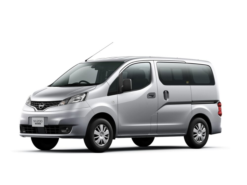 日産 NV200 バネット フロント・サイド