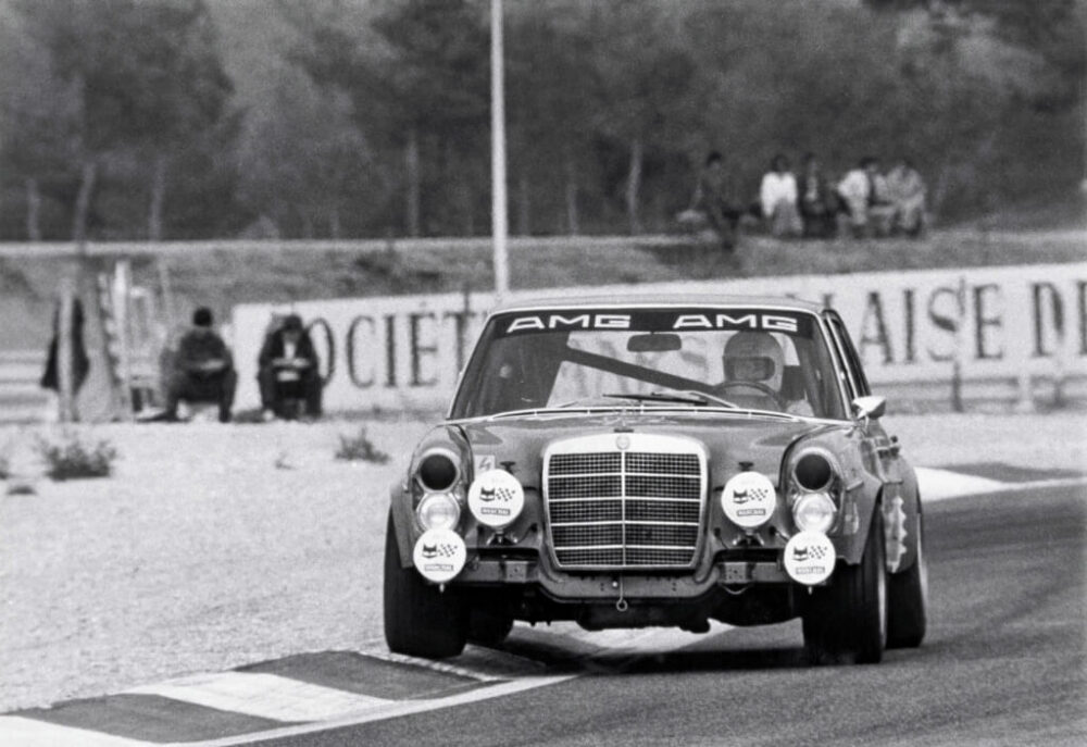 メルセデスAMG 300 SEL 6.8 フロント