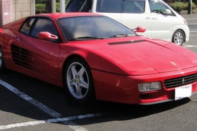 【フェラーリ 512TR】V12の維持費は高い?中古車価格と試乗評価やテスタロッサとの違い