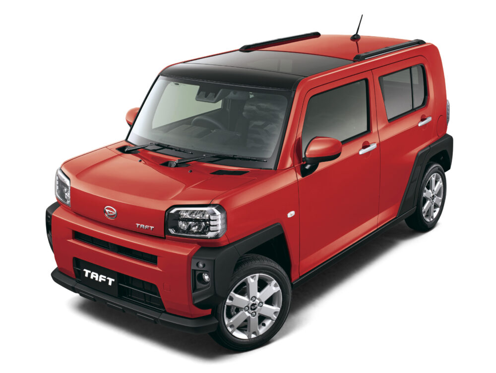 新型ダイハツ・タフト コンパーノレッド