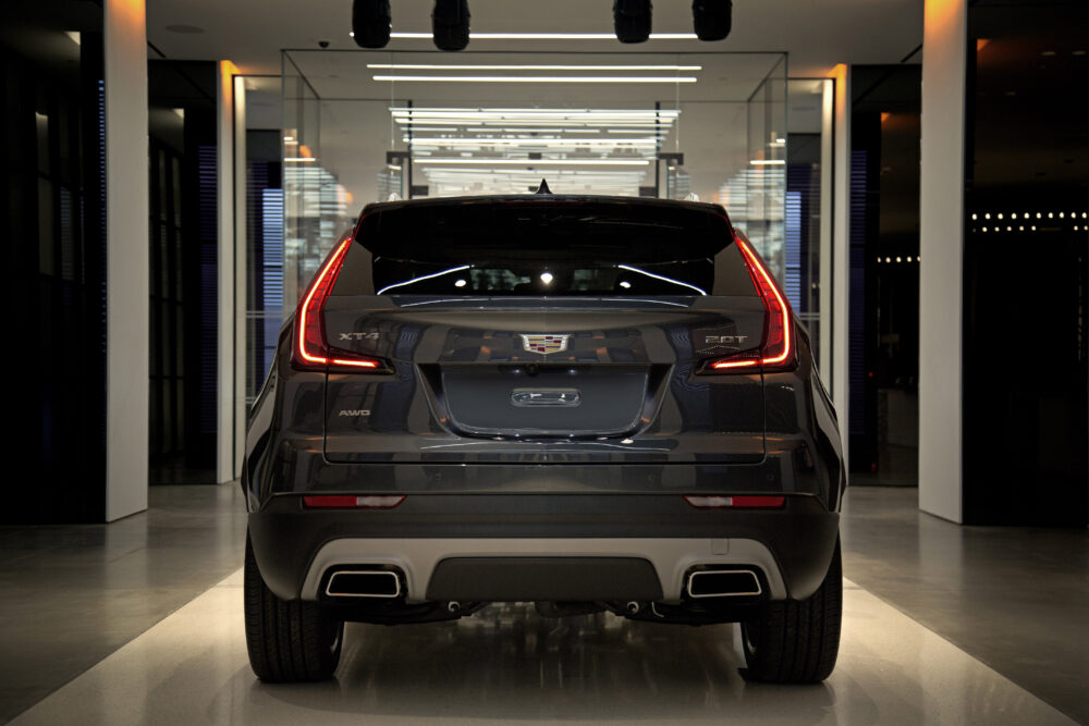 キャデラック XT4 北米仕様 リア