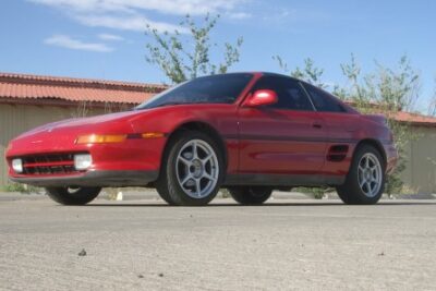 トヨタの名車MR2の歴史を振り返る&中古車価格と購入時の注意点【日本の名車】