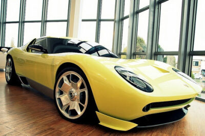 50周年を迎えたランボルギーニ ミウラ全モデルの歴史と現在の中古車価格も調査 Moby モビー 50周年を迎えたランボルギーニ ミウラ全モデルの歴史と現在の中古車価格も調査 Moby モビー