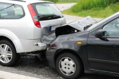 【教えて!自動車保険】交通事故を起こしたらどうする?事故発生時とその後の対応マニュアル