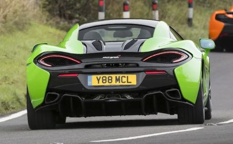 マクラーレン 570S 現行モデル
リア