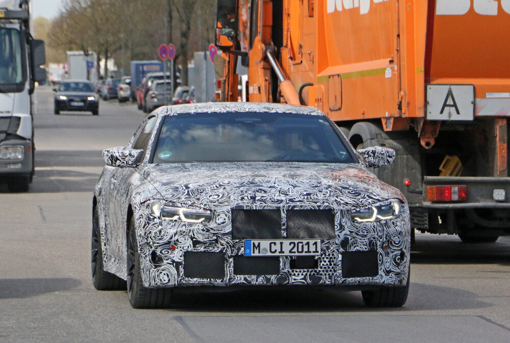 次期新型BMW M4クーペ スパイショット
フロント