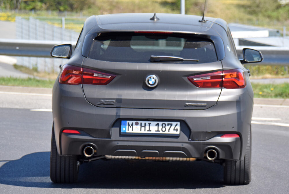 改良新型BMW X2 テスト車両 スパイショット
リア
