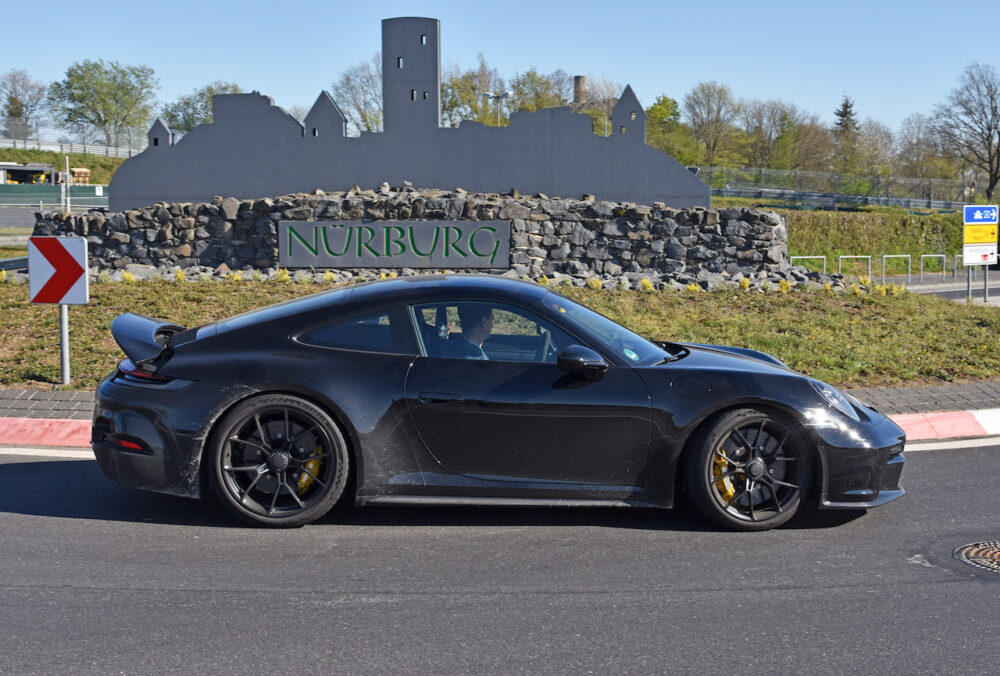 次期新型ポルシェ911GT3ツーリング プロトタイプのスパイショット
ボディサイド