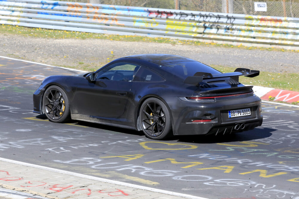 次期新型ポルシェ 911 GT3 プロトタイプ スパイショット
リア・ボディサイド