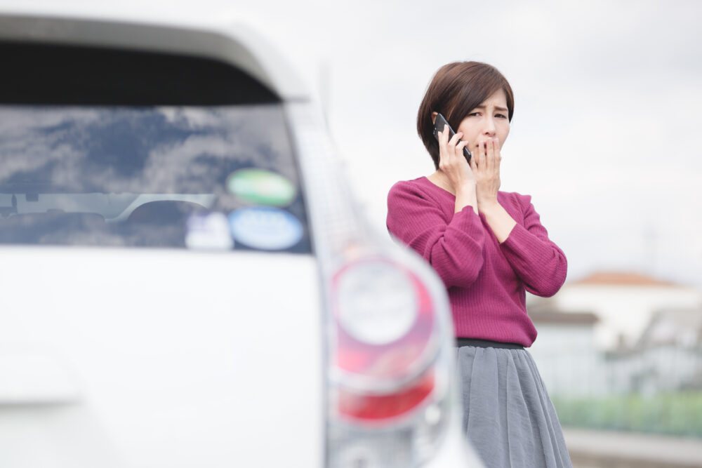 自動車・スマホ・女性