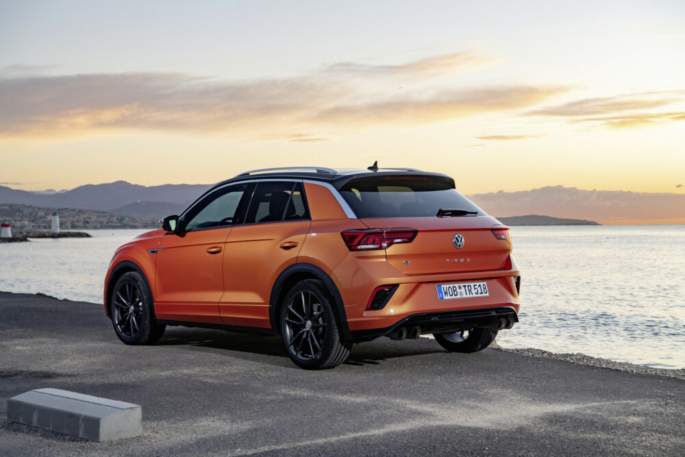 新型フォルクスワーゲン T-Roc
リアとボディサイド