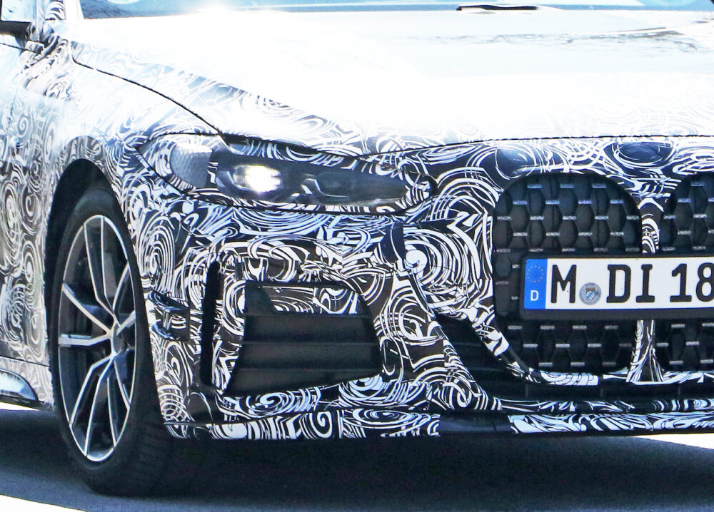 次期新型BMW 4シリーズ Mパフォーマンス スパイショット
フロント部拡大