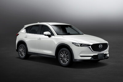 マツダ2、CX-5、CX-8の安全装備を充実させた「スマートエディション」特別仕様車を発売